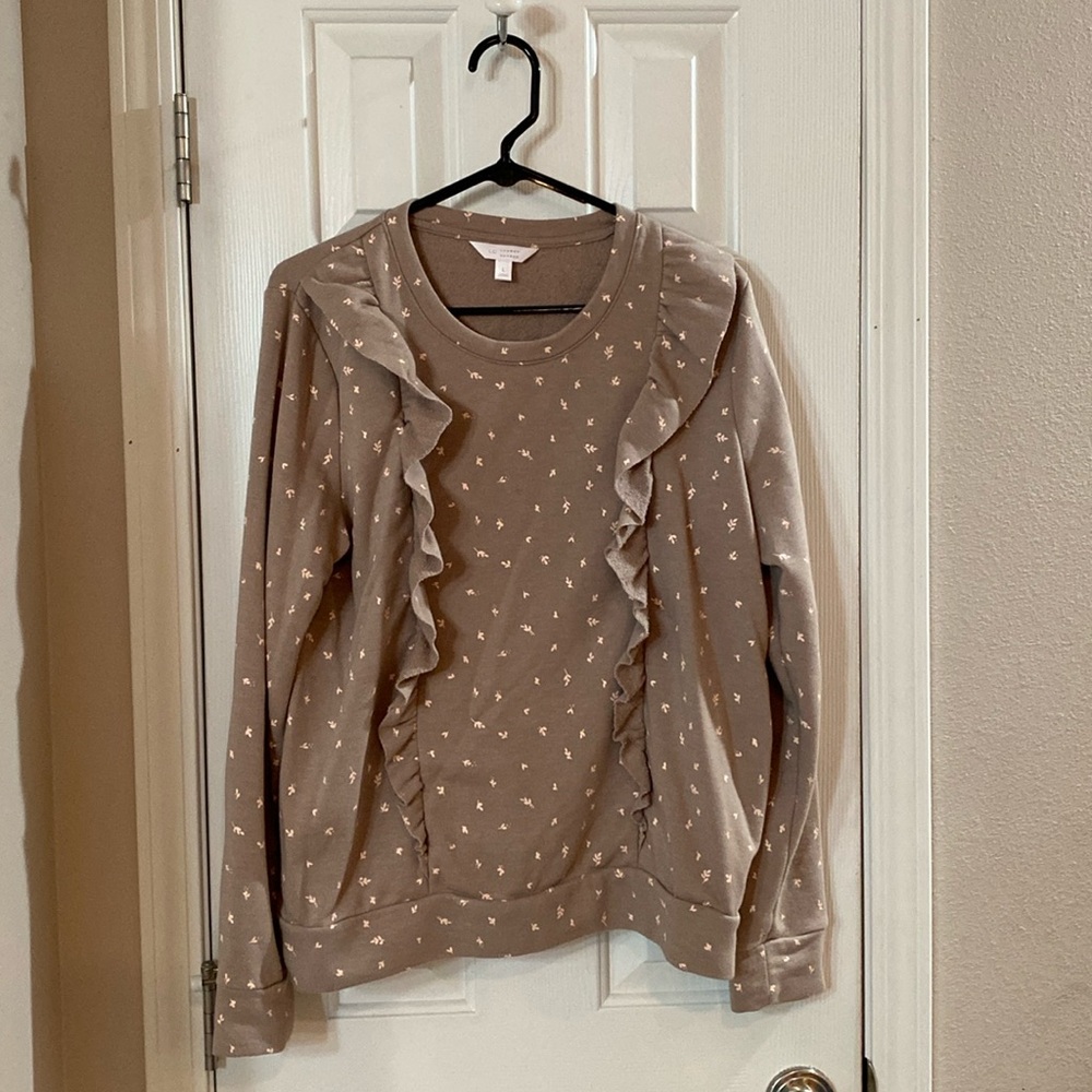 Lauren Conrad ruffle sweater size L